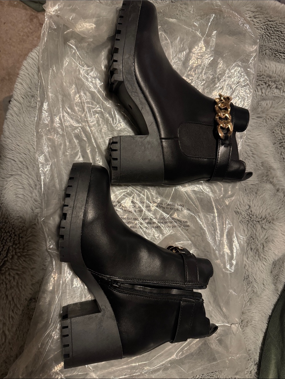 Black Chunky Chelsea Booties with Gold Chain Detail
